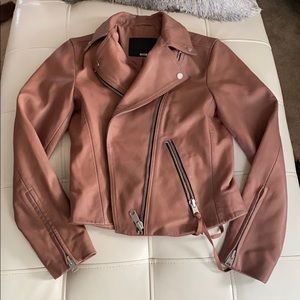Women’s Waist Cut Leather Jacket